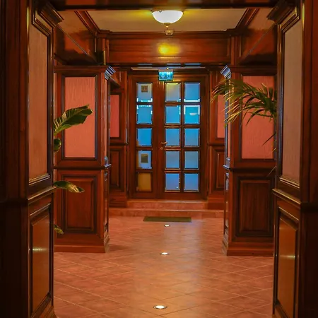 Bark - Hotel